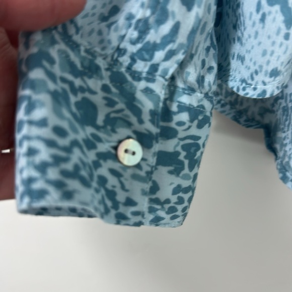 Rails Blue Python Josephine Long Sleeve Button Front Top Small - Picture 9 of 13